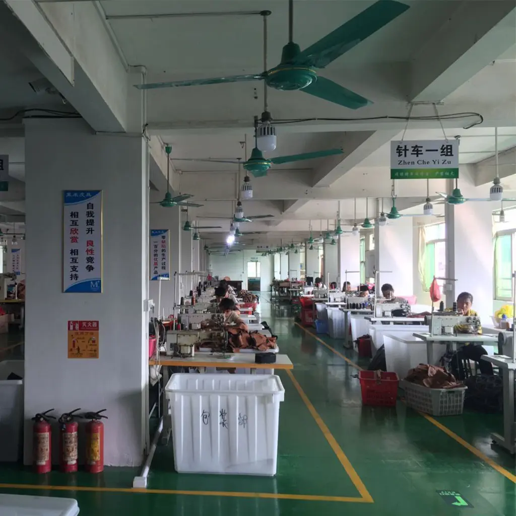 laimi-leather-handbag-factory-sewing-production-line-full-view